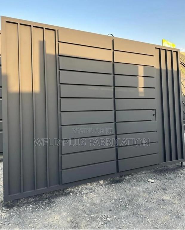 Metal Fence Gate for Homes · Photo 1