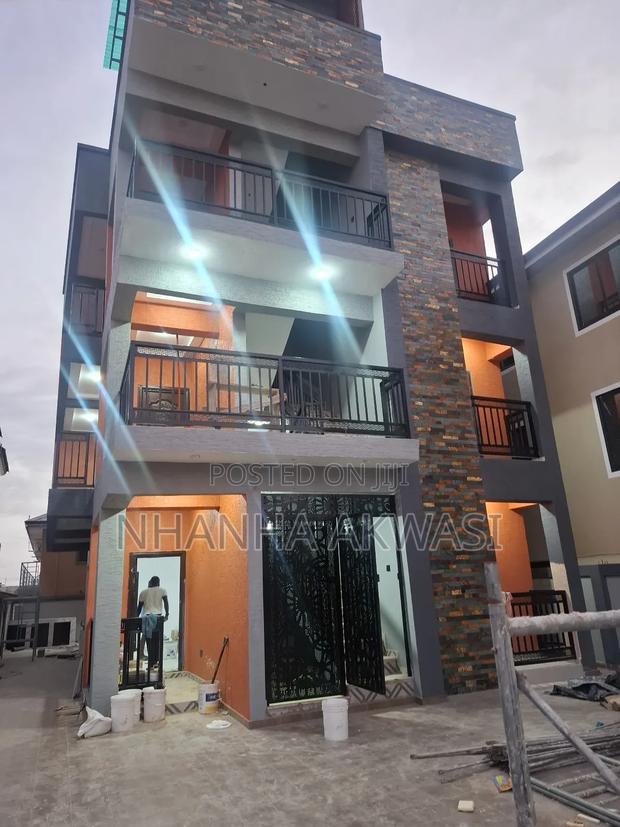 2bdrm Apartment in Community23, Tema Metropolitan for rent · Photo 3
