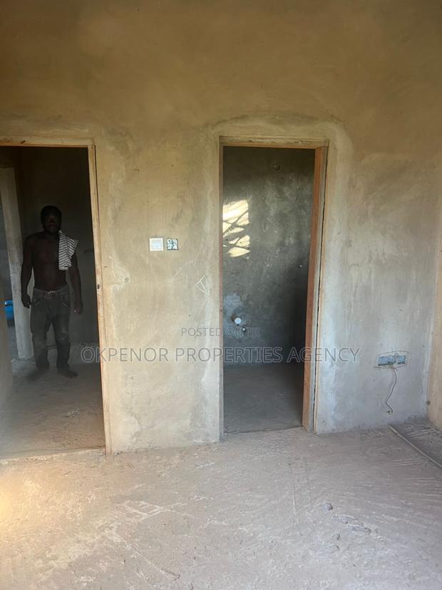 6bdrm House in Afienya, Tema Metropolitan for sale · Photo 3