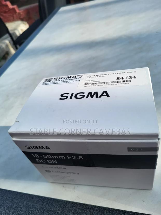Sigma 18-50mm F2.8 Dc Dn Sony E-mount Lens · Photo 2