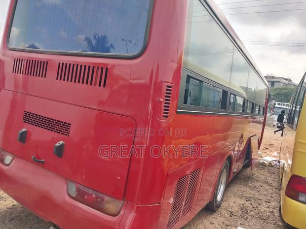 Hyundai Aero Town 2010 Red · Photo 8