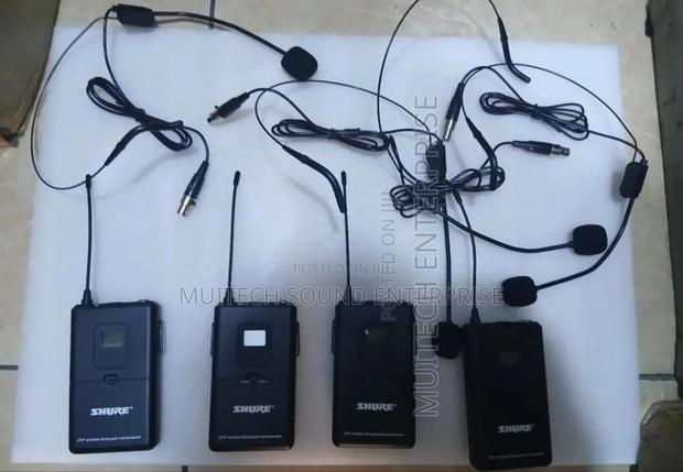 Headsets and Lapel Wireless Microphone (4 in 1) · Photo 5