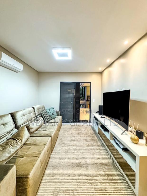 Furnished 3bdrm House in Accra for sale · Photo 6