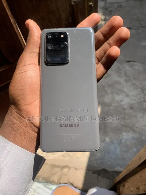 Samsung Galaxy S20 Ultra 5G 128 GB Gray · Photo 1
