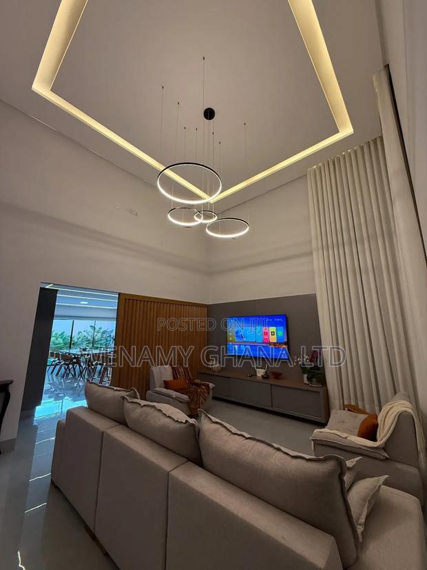 3bdrm House in Accra for sale · Photo 8