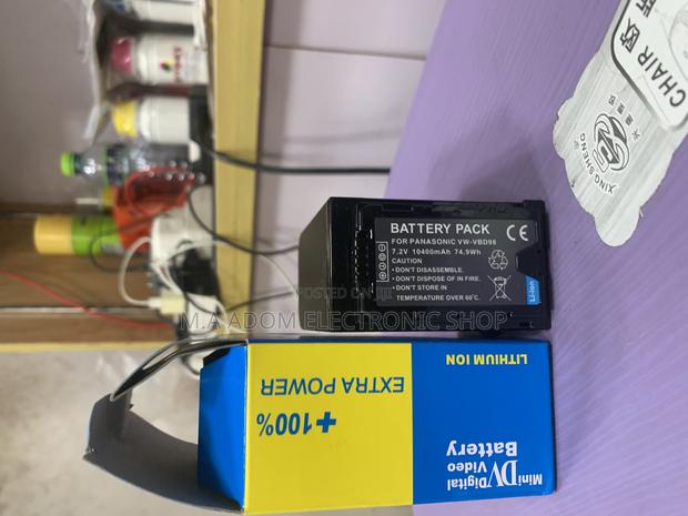 Panasonic Camcorder Battery Vw-Vbd98 Rechargeable Battery · Photo 2