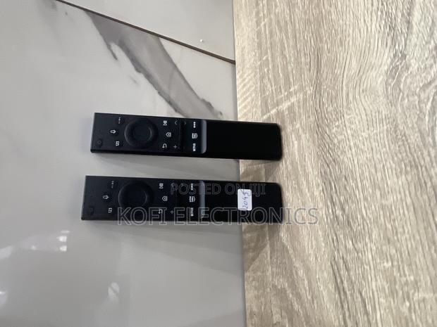 Precise Control Distance of 10meters{Samsung Remote Control} · Photo 1