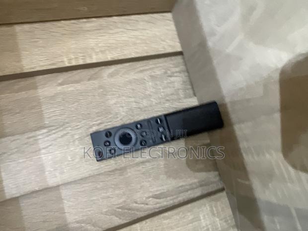 Samsung Smart Remote Control for Wireles Communication to Tv · Photo 1