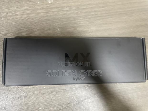 Logitech Mx Keys (French) + Palm Rest · Photo 3