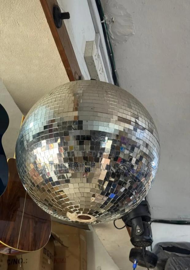 Mirror Light Ball · Photo 1