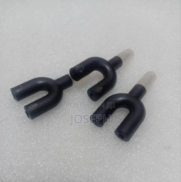 Aux Splitter Adapter · Photo 1