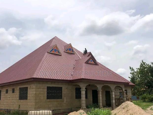 Are You Looking for a Professional Roofing Carpenter? · Photo 3