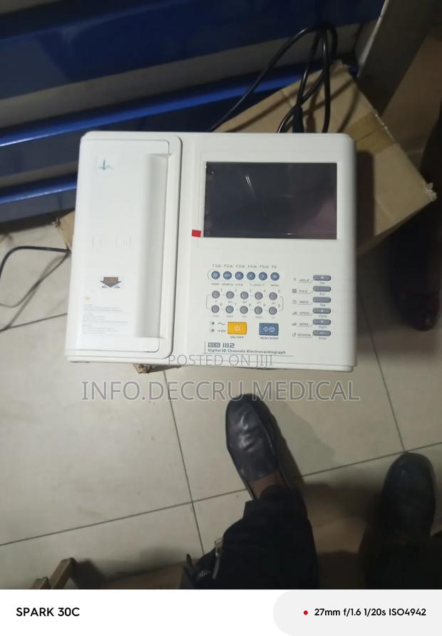Ecg Machine (Channel 12) · Photo 1