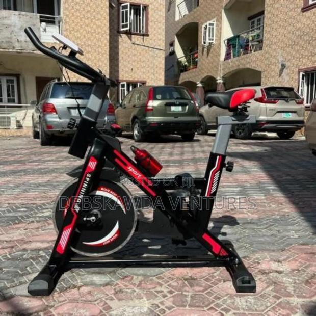 Spinning Bike (150kg) · Photo 2