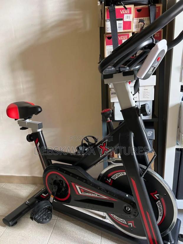 Spinning Bike (150kg) · Photo 1