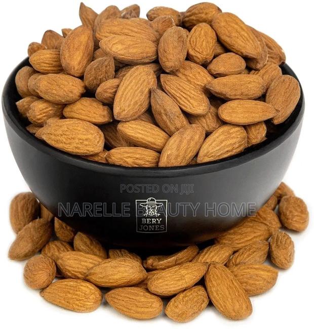 Whole Almond Nuts - 100g · Photo 1