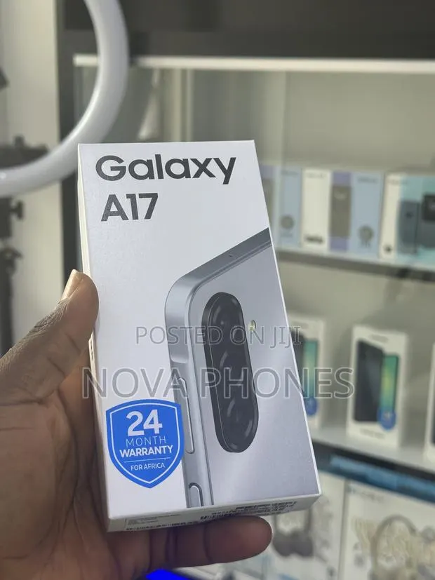 New Samsung Galaxy A17 128 GB Black · Photo 1