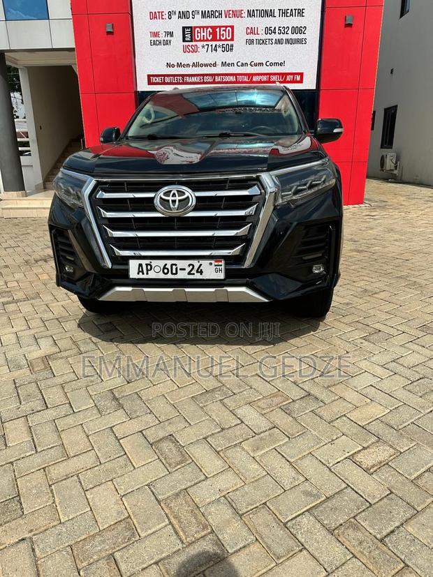Land Cruiser Prado for Rent · Photo 1