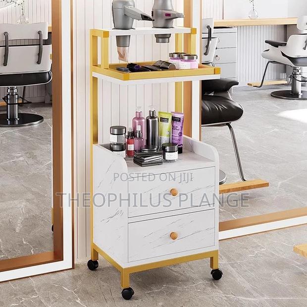Saloon Storage Trolley. · Photo 1