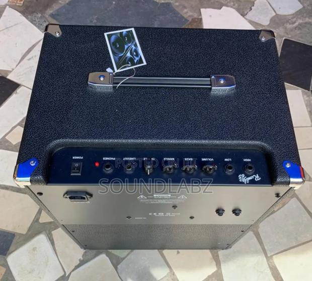 Fender Rumble Bass Amplifier · Photo 3