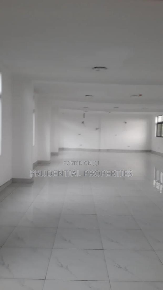 Office Space for Rent at Caprice · Photo 5