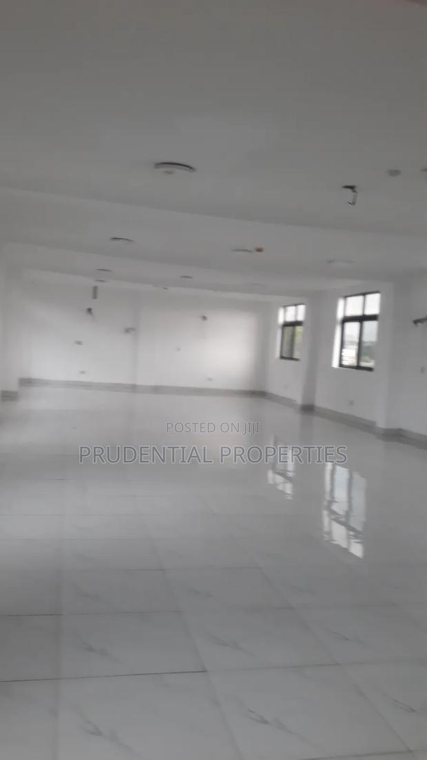 Office Space for Rent at Caprice · Photo 7