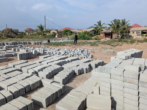 Chinese Machine Quarry Blocks · Photo 1
