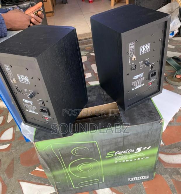 KRK Rokit 5 Studio Monitors · Photo 2
