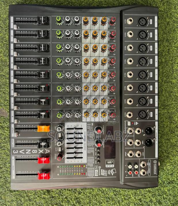 Yamaha Ax8nv3 8-Channel Professional Mixer · Photo 1