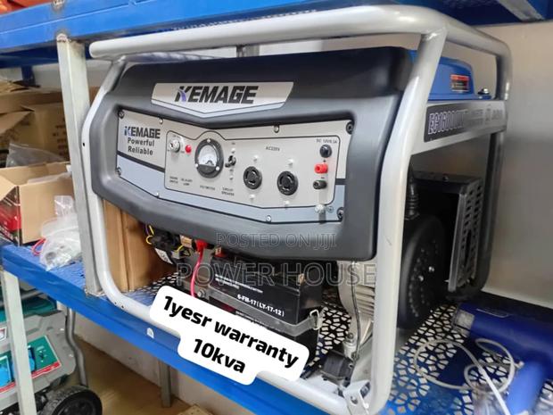 Guru Flow Kemage Petrol Generator 10kva · Photo 1