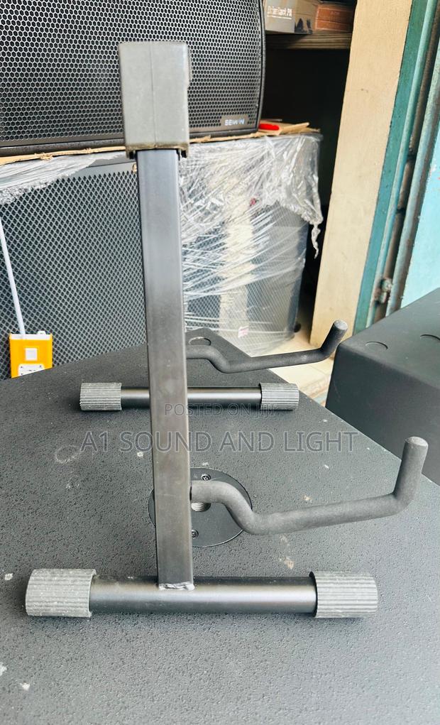 Guitar A-frame Stand · Photo 2