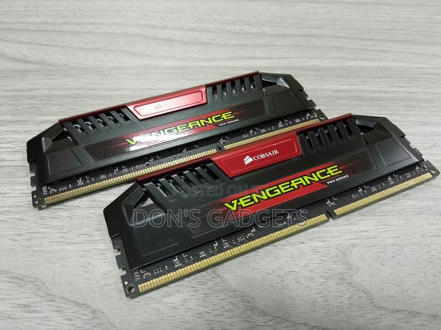 16g Ddr3 - Corsair Vengeance 2400mhz Rams · Photo 2