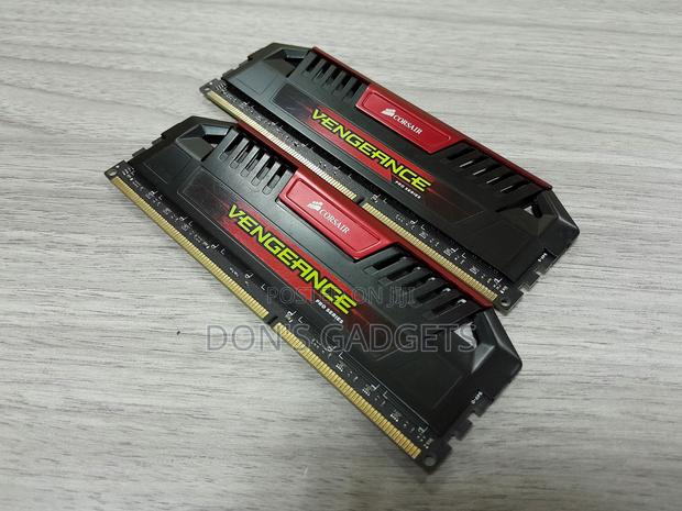 16g Ddr3 - Corsair Vengeance 2400mhz Rams · Photo 3