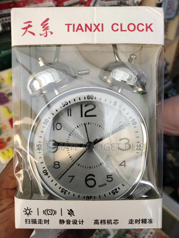 Desktop Alarm Clock · Photo 7