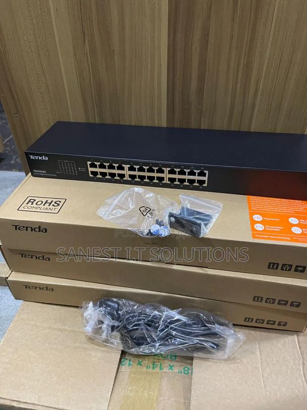 24 Port Gigabit Ethernet Switch Tenda · Photo 1