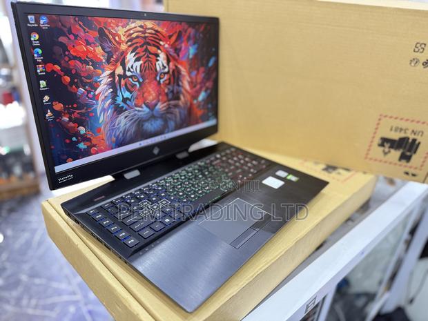 Laptop HP Omen 17 24GB Intel Core I7 HDD+SSD 512GB · Photo 4