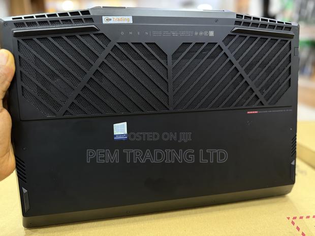 Laptop HP Omen 17 24GB Intel Core I7 HDD+SSD 512GB · Photo 7