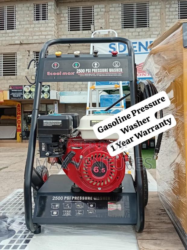 Gasoline Pressure Washer High Flow · Photo 1