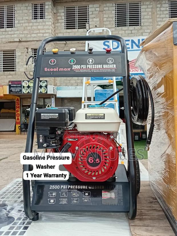 Gasoline Pressure Washer Commercial and Industrial Use · Photo 1