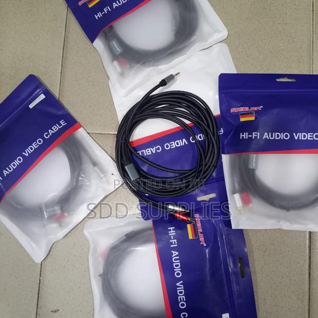 German Aux Audio Cable 5 Meters · Photo 1