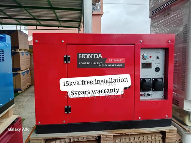 Zenith Console 15kva Diesel 16500watt Perkins Diesel · Photo 1