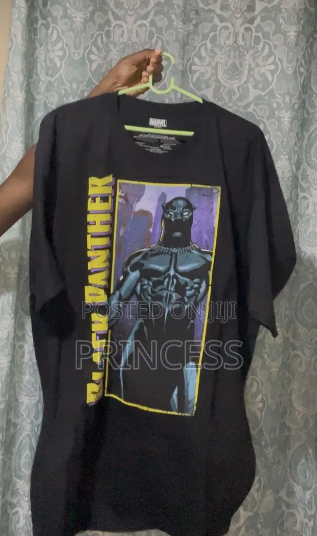 Nice Unisex Tops · Photo 1