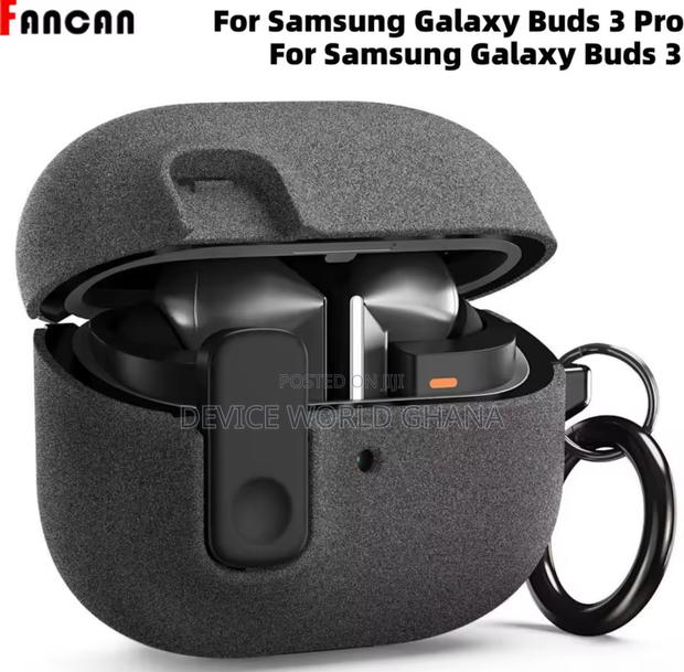 Sandstone Protective Case for Samsung Buds3 and Buds 3pro · Photo 1