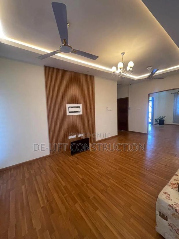 Are You Looking for a Professional Painter? · Photo 2