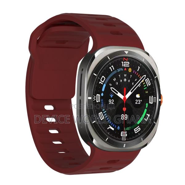 Diamond Silicone Strap for Samsung Watch 7 Ultra 47mm · Photo 5