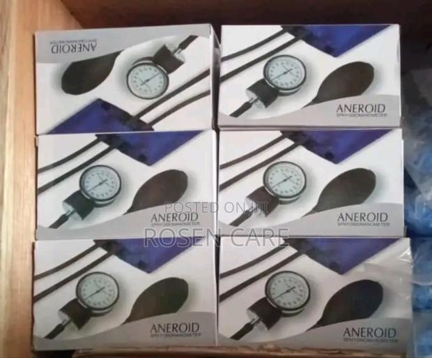 Aneroid Sphygmomanometer Manual Student Blood Pressure Machine · Photo 3