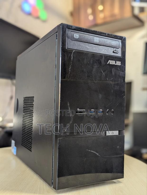 Desktop Computer Asus 16GB Intel Core I7 HDD+SSD 256GB · Photo 1