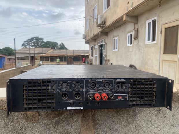 Original Home Used Power Amplifier · Photo 4