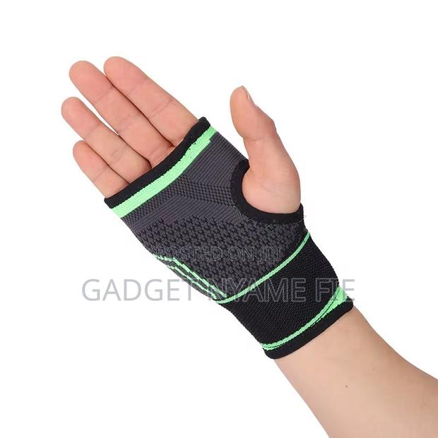 Palm Support (Pair) · Photo 2
