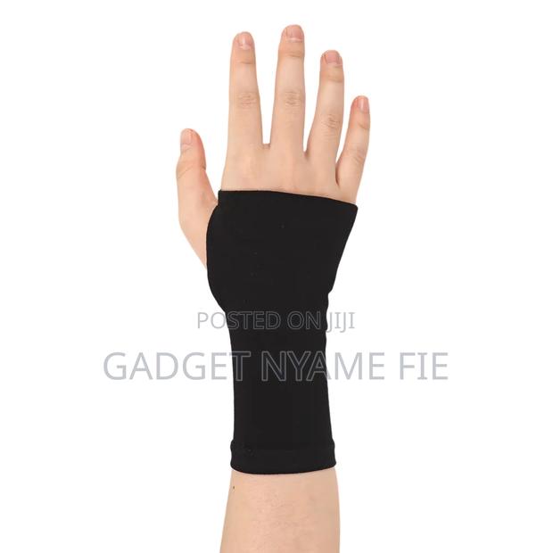 Palm Support (Pair) · Photo 3